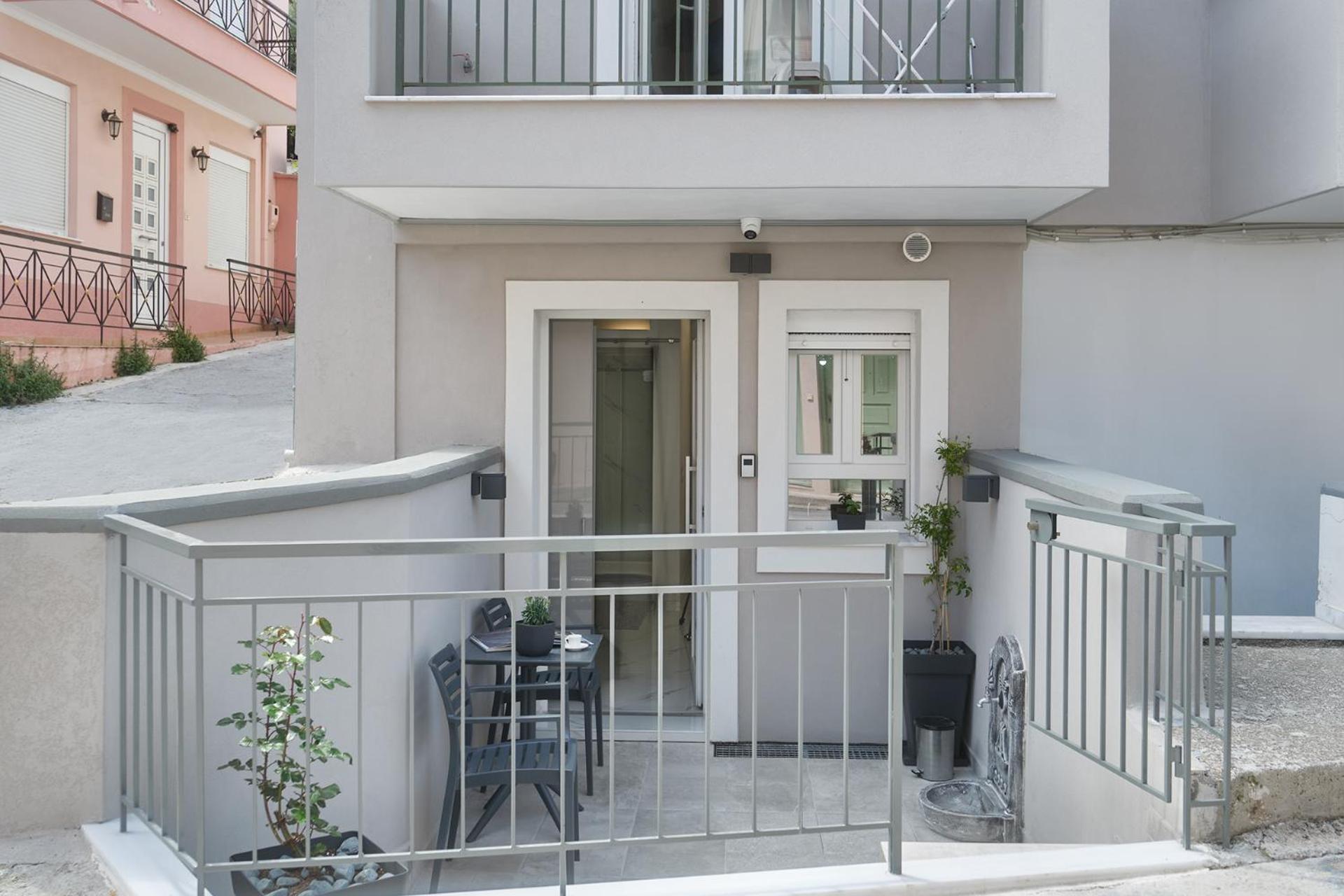 Modern Studio For Two, Mytilene Lesvos Екстериор снимка